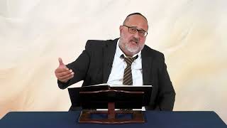 איסור לא תתאווה | תרי"ג מצוות | הרב בנימין מועלם (הרב דניאל זר) - התמונה מוצגת ישירות מתוך אתר האינטרנט יוטיוב. זכויות היוצרים בתמונה שייכות ליוצרה. קישור קרדיט למקור התוכן נמצא בתוך דף הסרטון