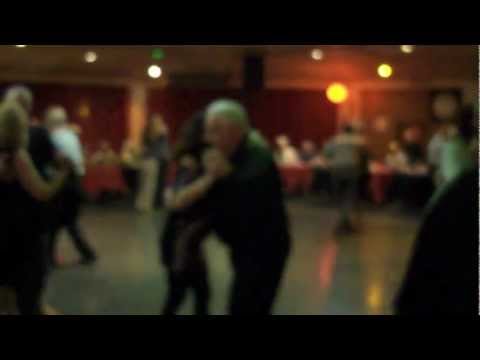 Lo de Celia - Tango Club  -  (Tango)  "Ataniche"