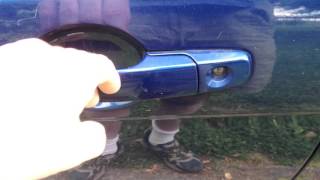 2009 Ford Focus   Broken Door Handle