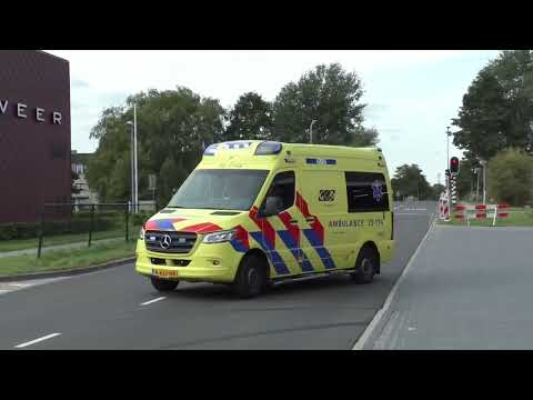 Compilatie ambulance met spoed in Flevoland