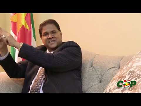 President Chan Santokhi: Governor van de CBvS wettelijk