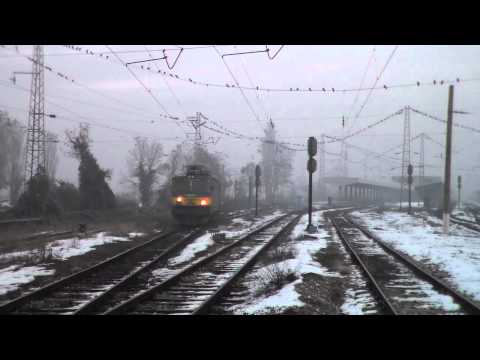 Locomotive 46 243.2 Le 5100 leaving station Sofia to Voluyak
