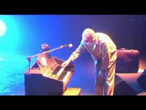 Mambo Kurt - Final Countdown