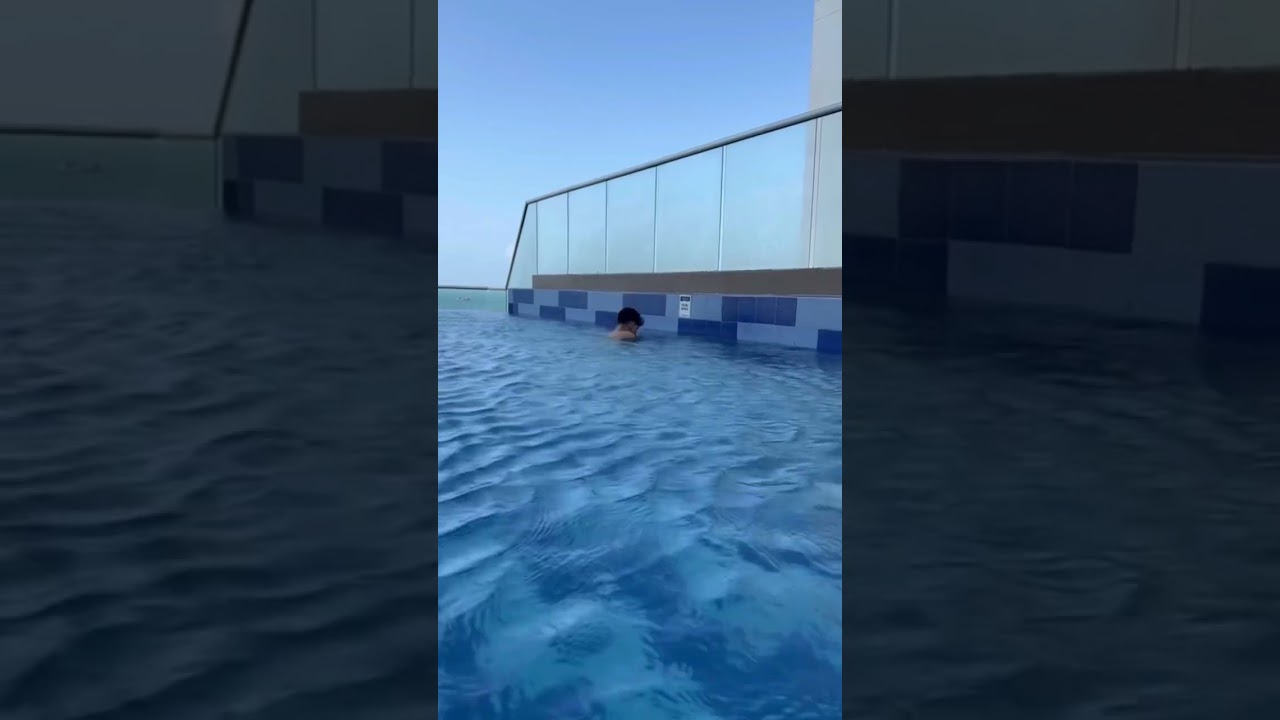 The infinity pool made me feel bad...💔