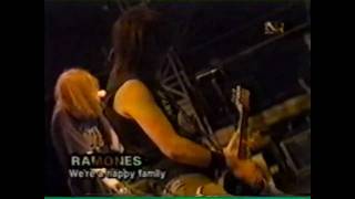 Ramones - We&#39;re A Happy Family (Live Argentina 1996)
