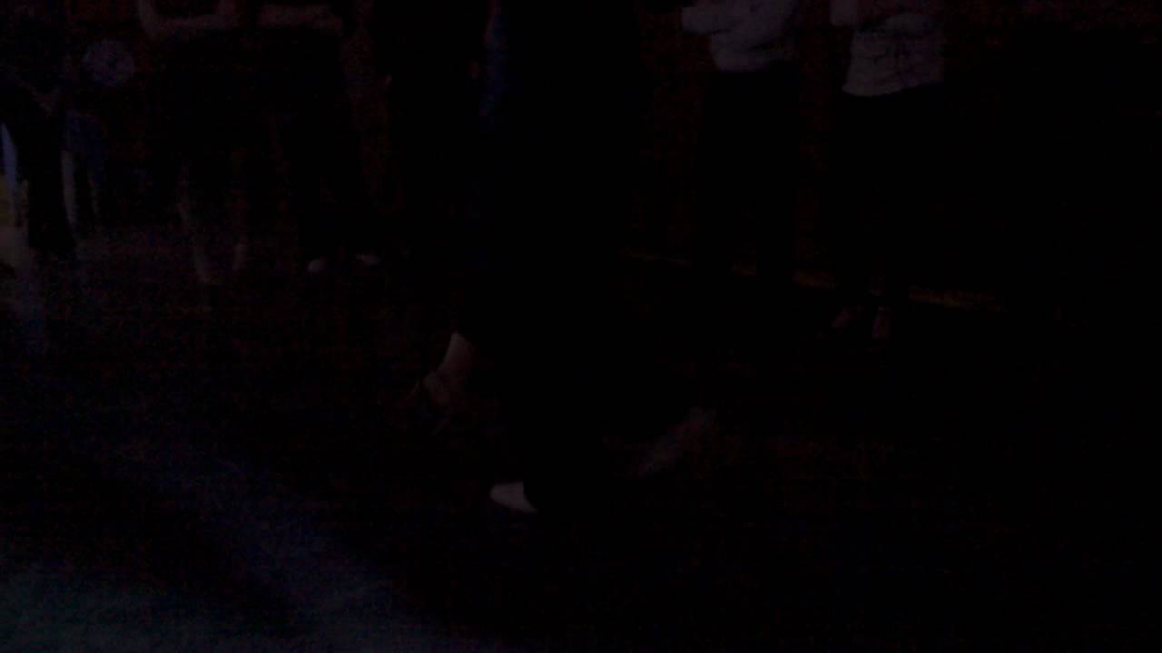 Daniela Roig y Hernán Prieto, Clase de tango en La Viruta (16-06-2011)