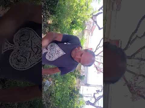 Maurício da Hora nas margens do Rio Paraíba do Sul. 