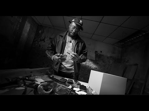 12. Ergo Pro - Cellytrappin Prod. Dano | Dolor En Efectivo (Visualizer)