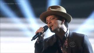 Bruno Mars - Young Girls (Live at the Victoria&#39;s Secret Fashion Show)