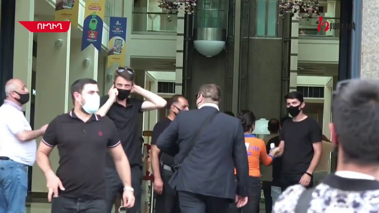 «Դալմա Գարդեն մոլում» ռումբի տեղադրման մասին ահազանգ կա.Ուղիղ