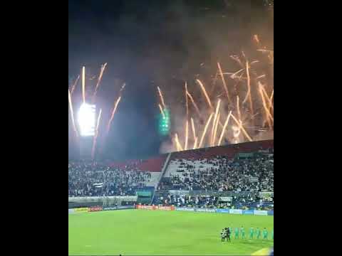 "Recibimiento de Olimpia vs Audax Italiano en el Estádio Defensores del Chaco por Copa Sudamericana" Barra: La Barra 79 &bull; Club: Olimpia &bull; País: Paraguay
