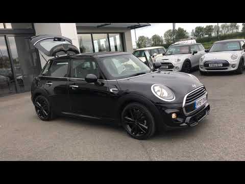 Mini Cooper Hatchback 1.5 Manual  -  HY67 DVA