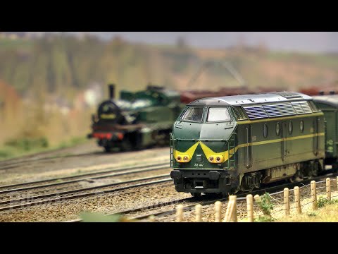 Model railroad layout built in museum quality - Braives railway station by Modelspoorclub Het Spoor