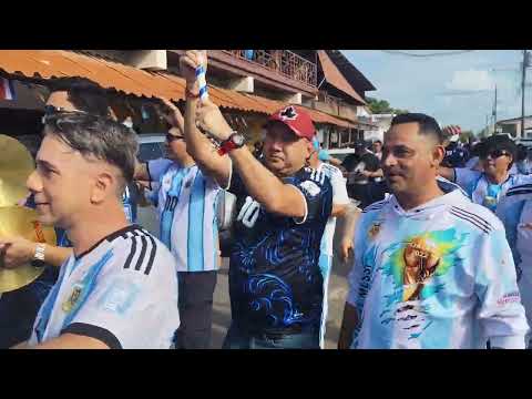 Fanáticos Argentinos en Guararé 
