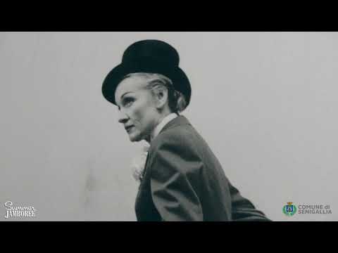 Video di Women – Milton H. Greene