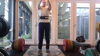 210kg deadlift
