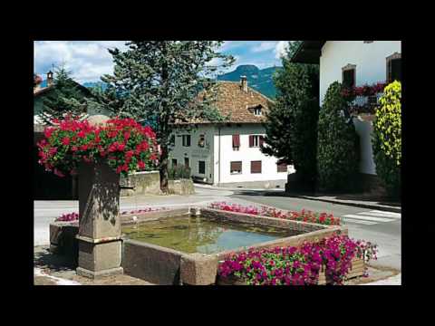 download lagu mp3 mp4 Am Dorfbrunnen, download lagu Am Dorfbrunnen gratis, unduh video klip Am Dorfbrunnen