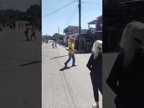 La Colonia 🇨🇺 #regla #habana #calles