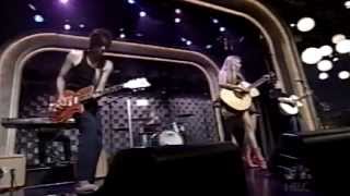 Jewel - Standing Still  live 2001