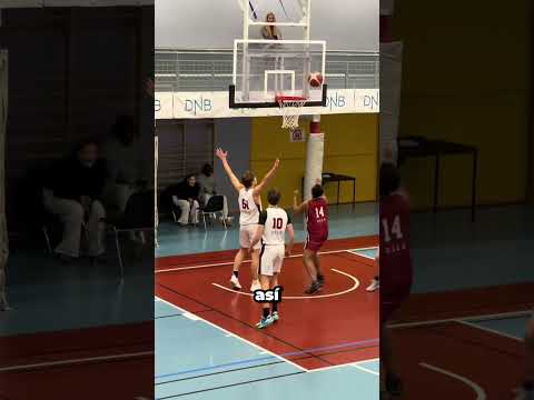 Este chico vivió el día más especial de su vida en este partido de Baloncesto🏀 #shorts #baloncesto