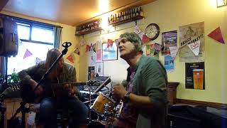 Ned&#39;s Atomic (Acoustic) Dustbin -  Cut Up - Crown Inn, Oakengates - 19/05/18