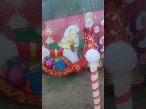 Praça da prefeitura de Horizonte -CE 🥰. Desejamos a todos nossos amados escritos um feliz natal❤️