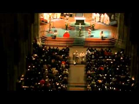 Osternacht im Kölner Dom 2015: Fest soll mein Taufbund immer stehn