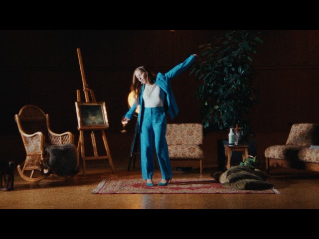 Video zu 'Elouise' ansehen