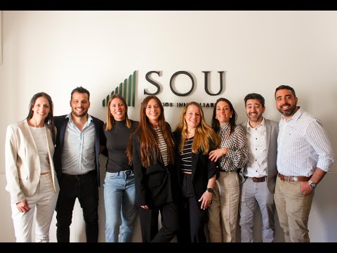 Video de YouTube - Venta de 2 casas en un mismo padrón 4 dormitorios en Carrasco Norte