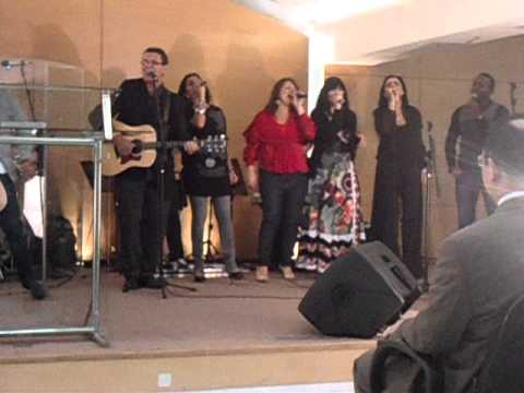 Fernanda Brum, Eyshila, Lyslanne, Nany Azevedo, Jairo Bonfim, Marquinhos Menezes e Lilian
