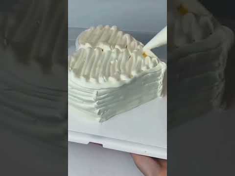 Wow delicious cake 🎂😋#shorts#viral#cakedecoration#youtubeshorts#trending