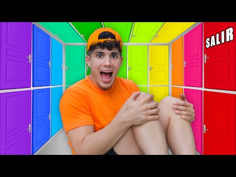 100 PUERTAS MISTERIOSAS SOLO UNA PARA ESCAPAR !!