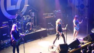 L7 live in Chicago at Metro - I Need