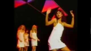 Legs &amp; Co - &#39;Lonely Together&#39; Top Of The Pops Barry Manilow