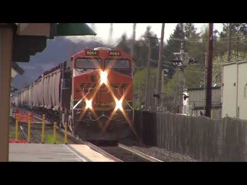 (CSX 985) Grain train #497