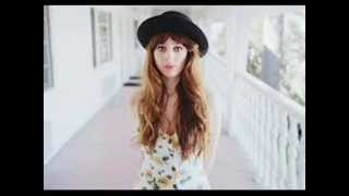 FOXES - Beauty Queen (with lyrics)