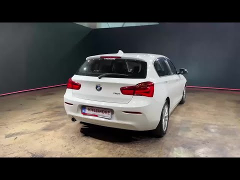 BMW 1-Series 118I - FACTORY ALLOYS - REVERSE CAMER - Image 2