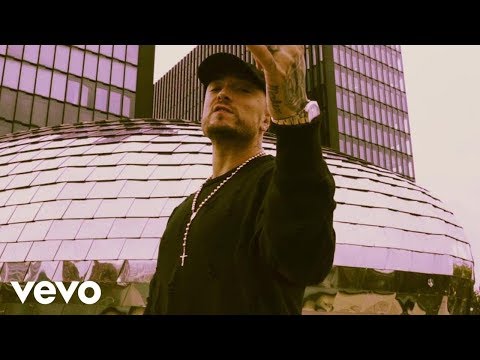 download lagu mp3 mp4 Gue Pequeno Scarafaggio, download lagu Gue Pequeno Scarafaggio gratis, unduh video klip Gue Pequeno Scarafaggio