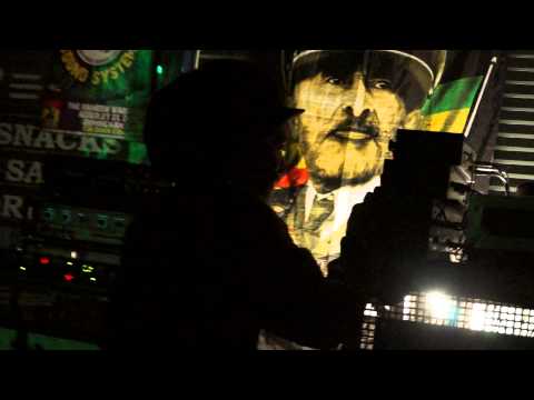 JAH SHAKA play ALEX SCI FI Step addict/rootikal attack :   UNOD 2015