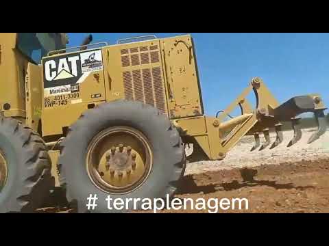 execução de terraplenagem com a eqp.Cowboy#obras #terraplanagem
