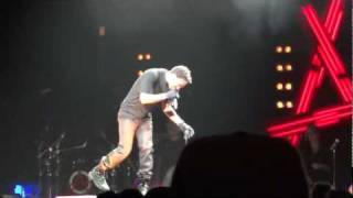 Download lagu LUPE FIASCO - THE SHOW GOES ON - Generation Lasers Tour 2011 - Live in Milwaukee - HD mp3