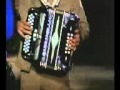 Cornelio reyna y Los cachorros cantando Mil Noches