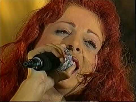ZEHRA BAJRAKTAREVIĆ - Uvijek sama - FESTIVAL NARODNE MUZIKE BIHAĆ 1998