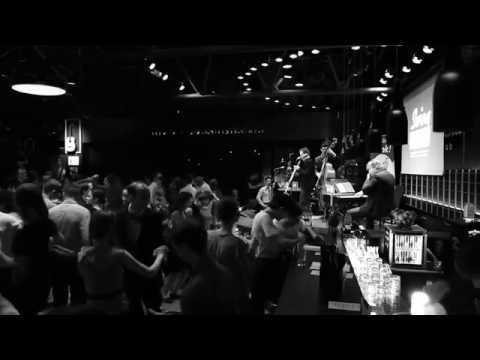The Schwings - Boogie Woogie Bossa Nova | 30 Second Swing Dance Showcase 2015