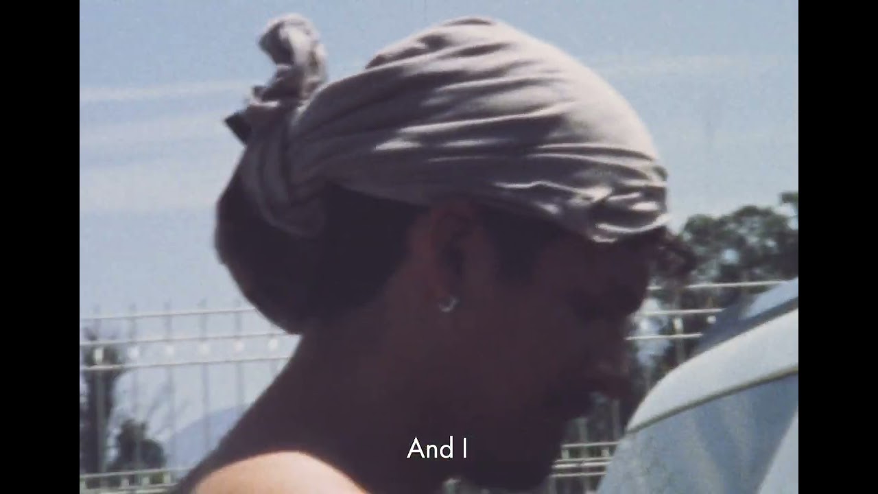 Omar Apollo - While U Can (Lyric Video)