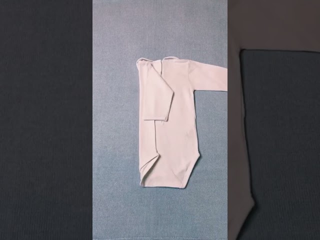 Tutorial: Como dobrar bodies , rápido e fácil 👕 #shorts #graodegente #tutorial #maternidade