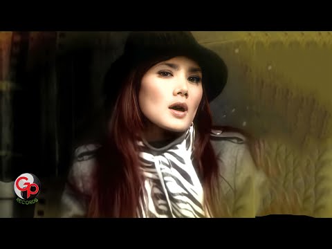 Mulan Jameela - Bukannya Aku Takut (Official Music Video)