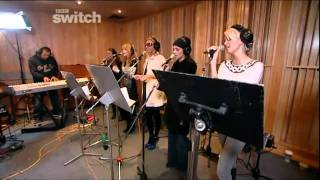 Girls Aloud - With Every Heartbeat (BBC Radio 1´s Live Lounge 2007)