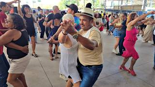 DANCEI COM LOIRA, DANCEI COM A MORENA - AS MELHORES DO BAILÃO "VANERÃO"
