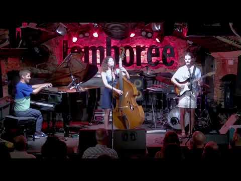 EX - Magalí Datzira (live at Jamboree) 24/08/22